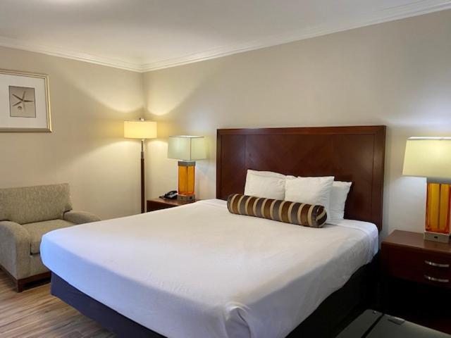 Rose Garden Inn Santa Barbara Extérieur photo