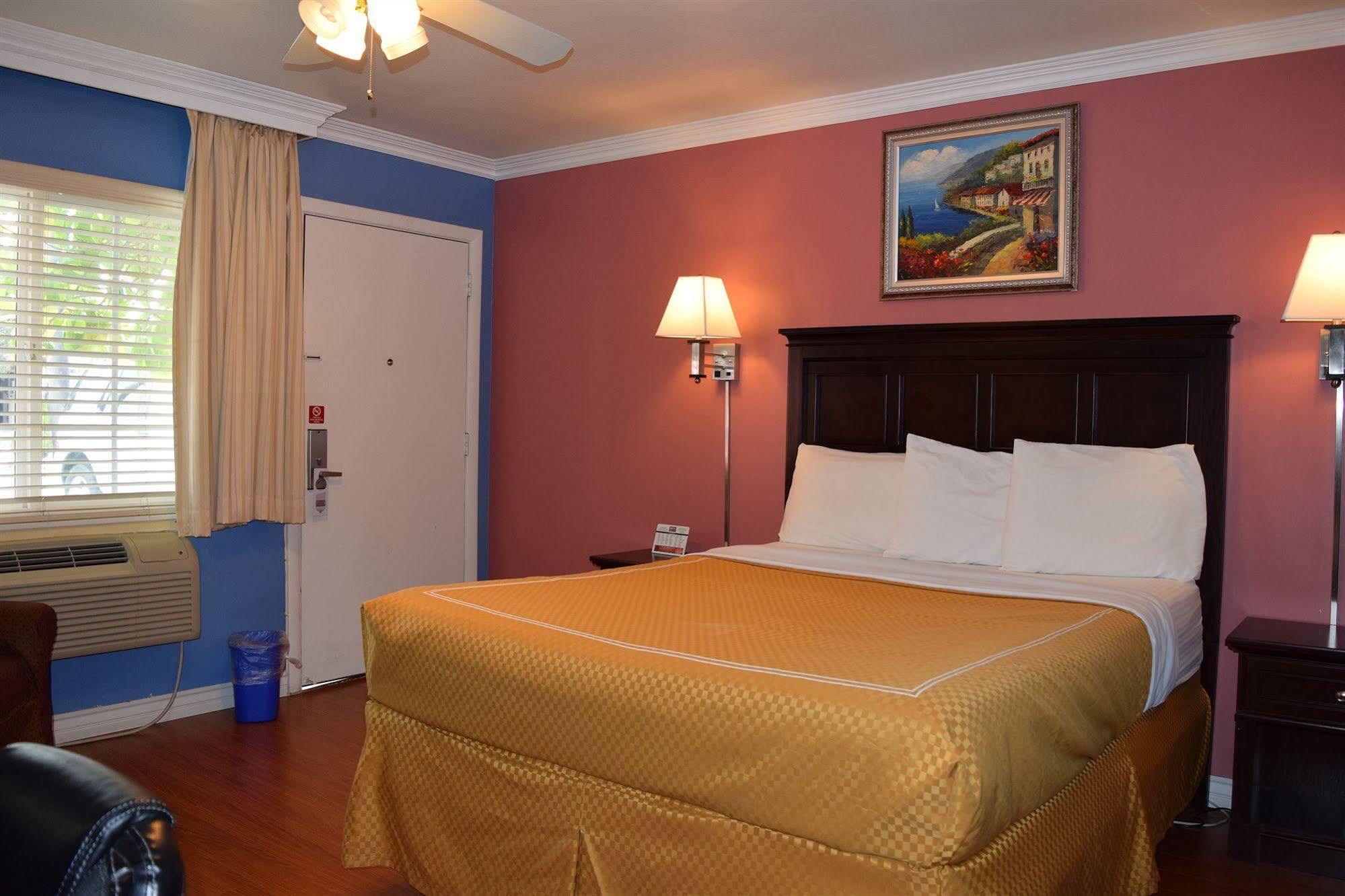 Rose Garden Inn Santa Barbara Extérieur photo